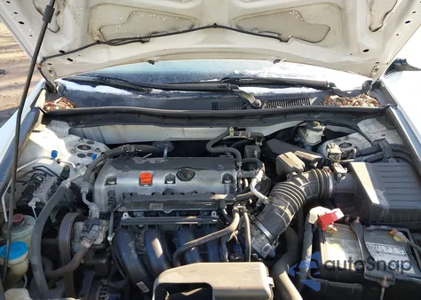 2012 Honda Accord 2.4 Se из США, поврежденный, VIN 1HGCP2F68CA169733